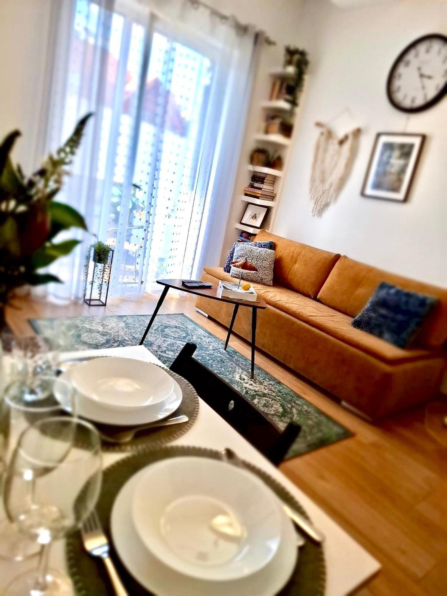 Apartament Na Grobli, Przy Kladce Zwierzynieckiej 弗罗茨瓦夫 外观 照片